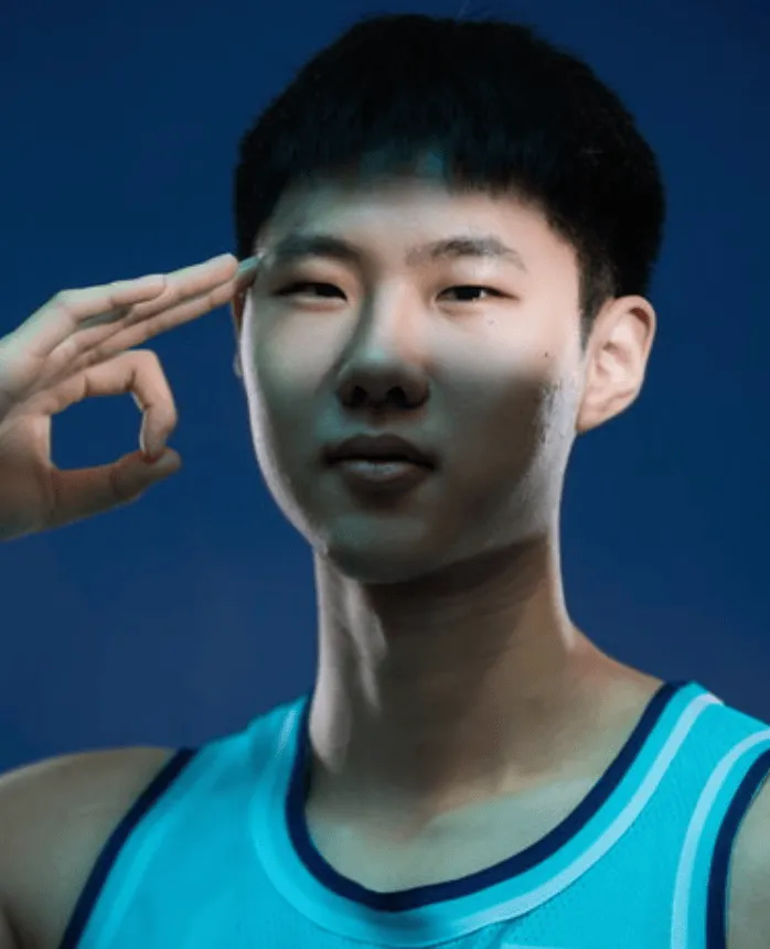 赵嘉义全场比赛出战29分钟，9中6砍下20分3篮板