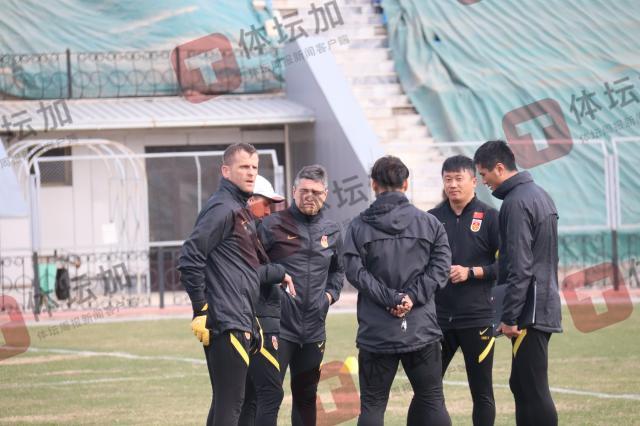 立博官方网站-国青备战日本队最后一练：24人参训 定位球成重点